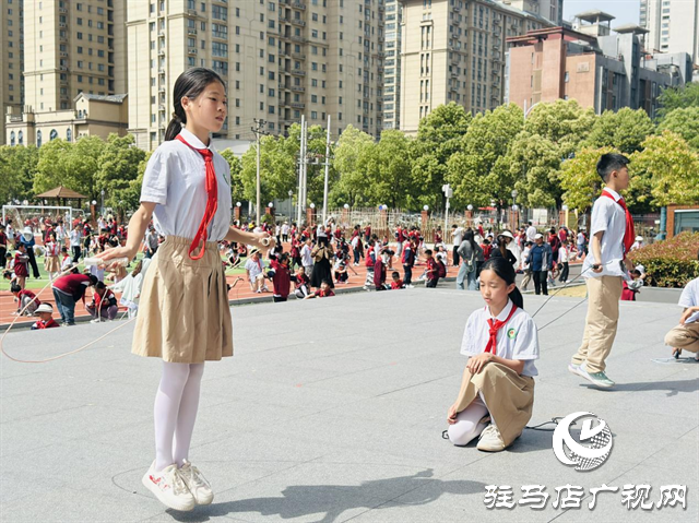  金雀路小學(xué)：跳繩運動 課間的一道風(fēng)景線