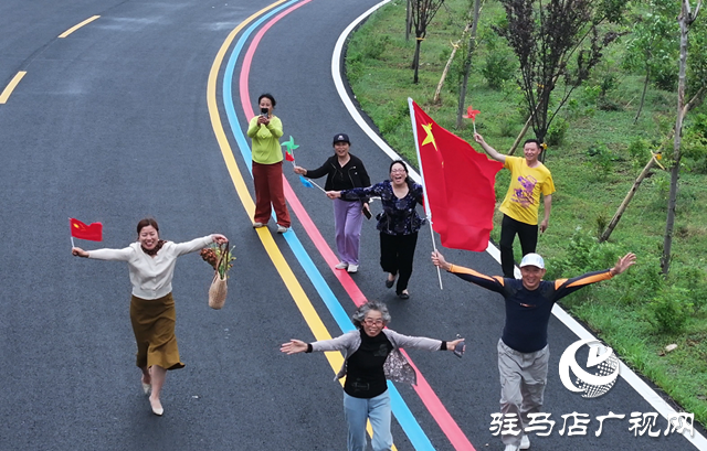 確山縣：彩虹公路“繪”文旅新畫(huà)卷 “網(wǎng)紅路”引客流量翻倍