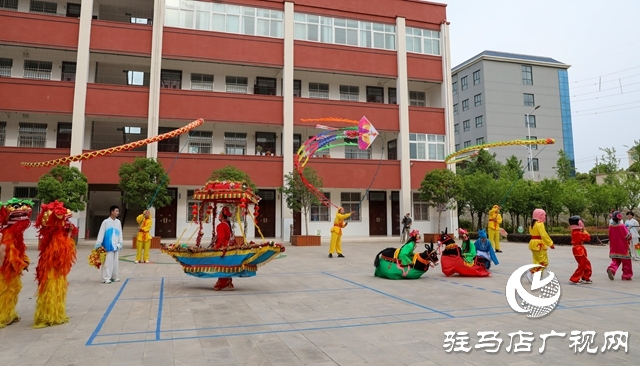 駐馬店市特殊教育集團(tuán)在泌陽(yáng)縣揭牌成立