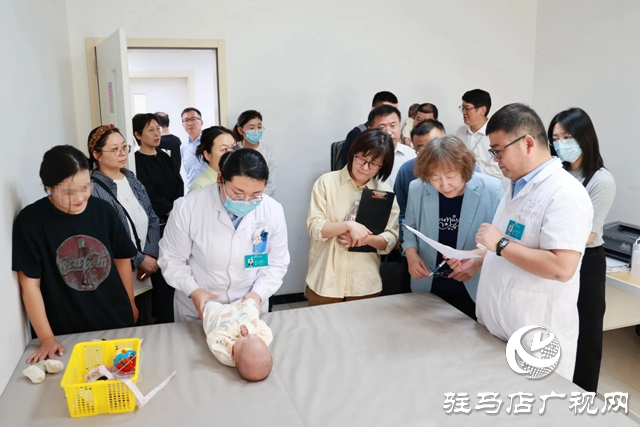 中國殘聯(lián)與聯(lián)合國兒童基金會(huì)專家組蒞臨市中心醫(yī)院開展指導(dǎo)培訓(xùn)工作