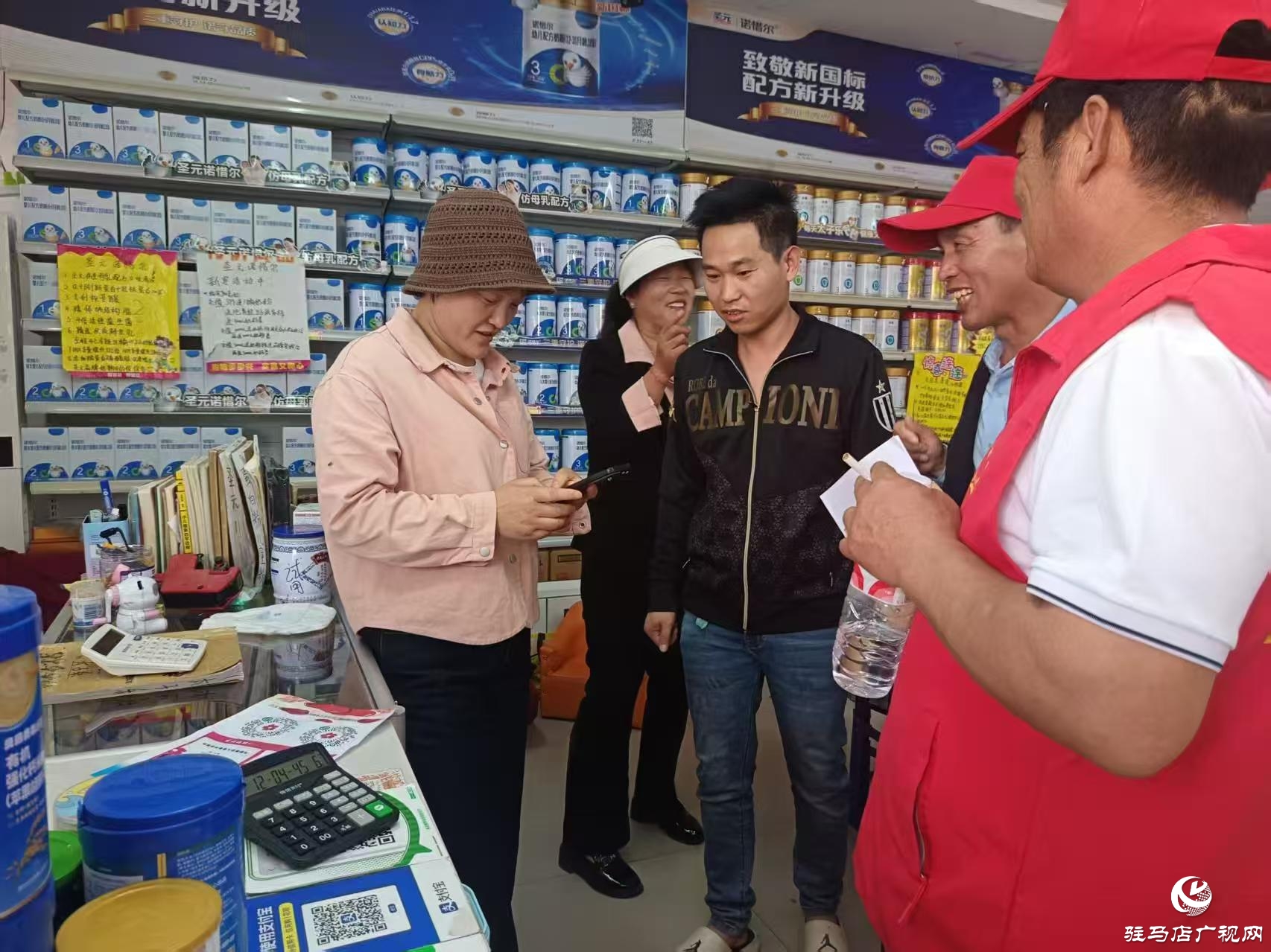 正陽縣：黨員干部帶頭 紅十字公益捐贈熱潮涌動