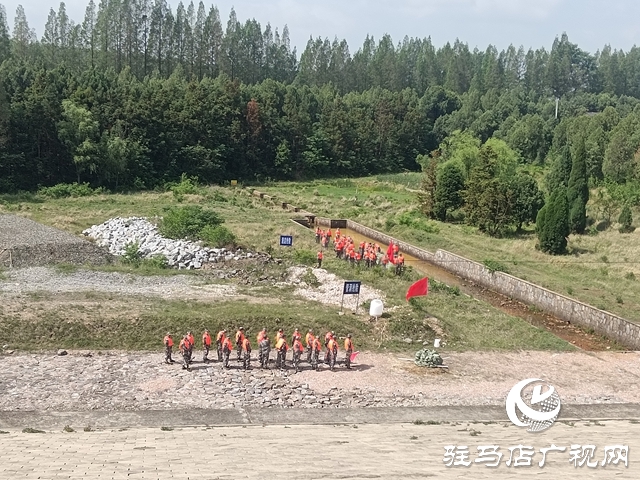 泌陽(yáng)縣宋家場(chǎng)水庫(kù)舉行2025年度防汛搶險(xiǎn)演練