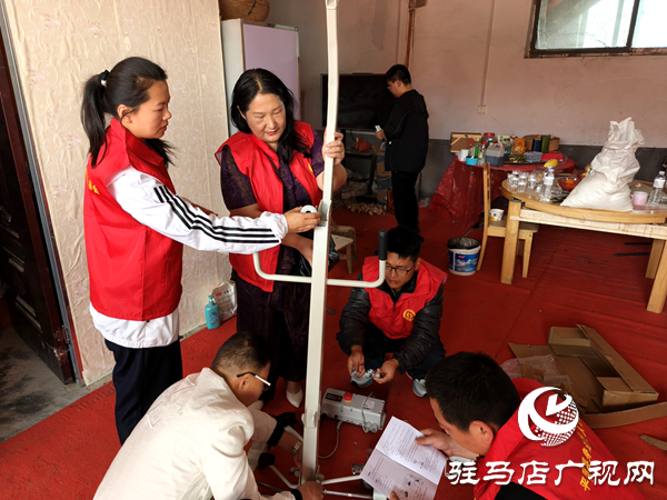 一臺移位機(jī)背后的雙向奔赴：平輿好人的“后援團(tuán)”來了