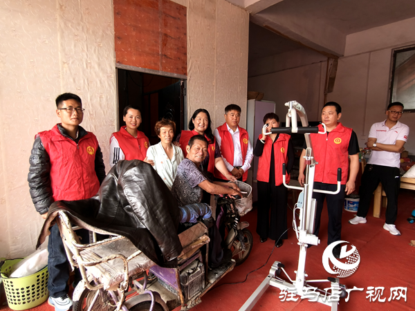 一臺移位機(jī)背后的雙向奔赴：平輿好人的“后援團(tuán)”來了