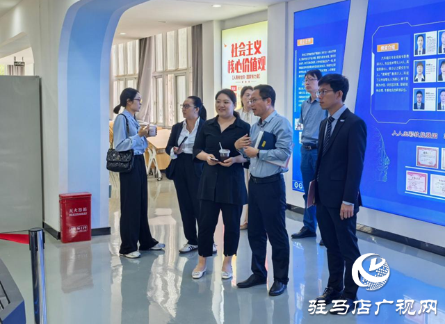 柬埔寨勞工部代表團蒞臨駐馬店職業(yè)技術學院考察交流