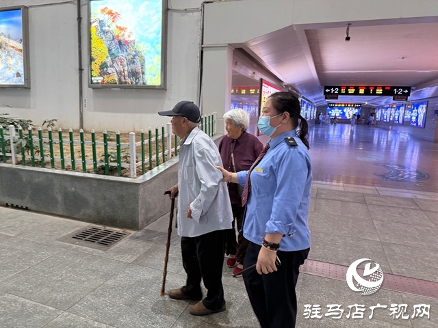 駐馬店西站：有愛服務(wù) 護航殘障人士“無礙”旅途