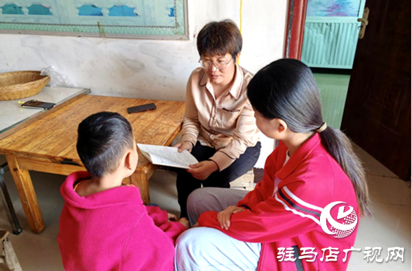 平輿縣第十四小學(xué)校長陳瑞瑞：用26年光陰點(diǎn)亮鄉(xiāng)村教育之光