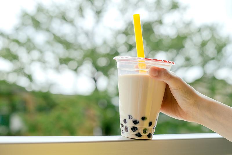 奶茶真的最好在2小時(shí)內(nèi)喝完！否則……