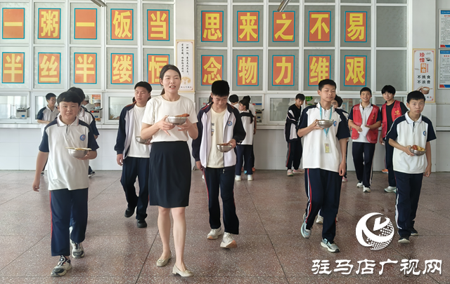 “育”見(jiàn)未來(lái)·名師風(fēng)采丨沈佳黛：以德法潤(rùn)心 守護(hù)鄉(xiāng)村少年成長(zhǎng)路