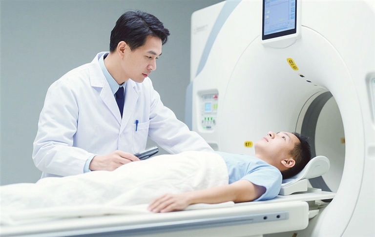 植入心臟起搏器 并非MRI絕對(duì)禁忌