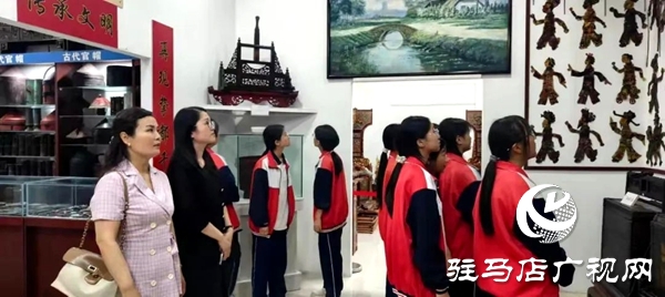 平輿縣第一初級中學(xué)學(xué)子在摯都民宿文化博物館開展科普教育學(xué)習(xí)活動 