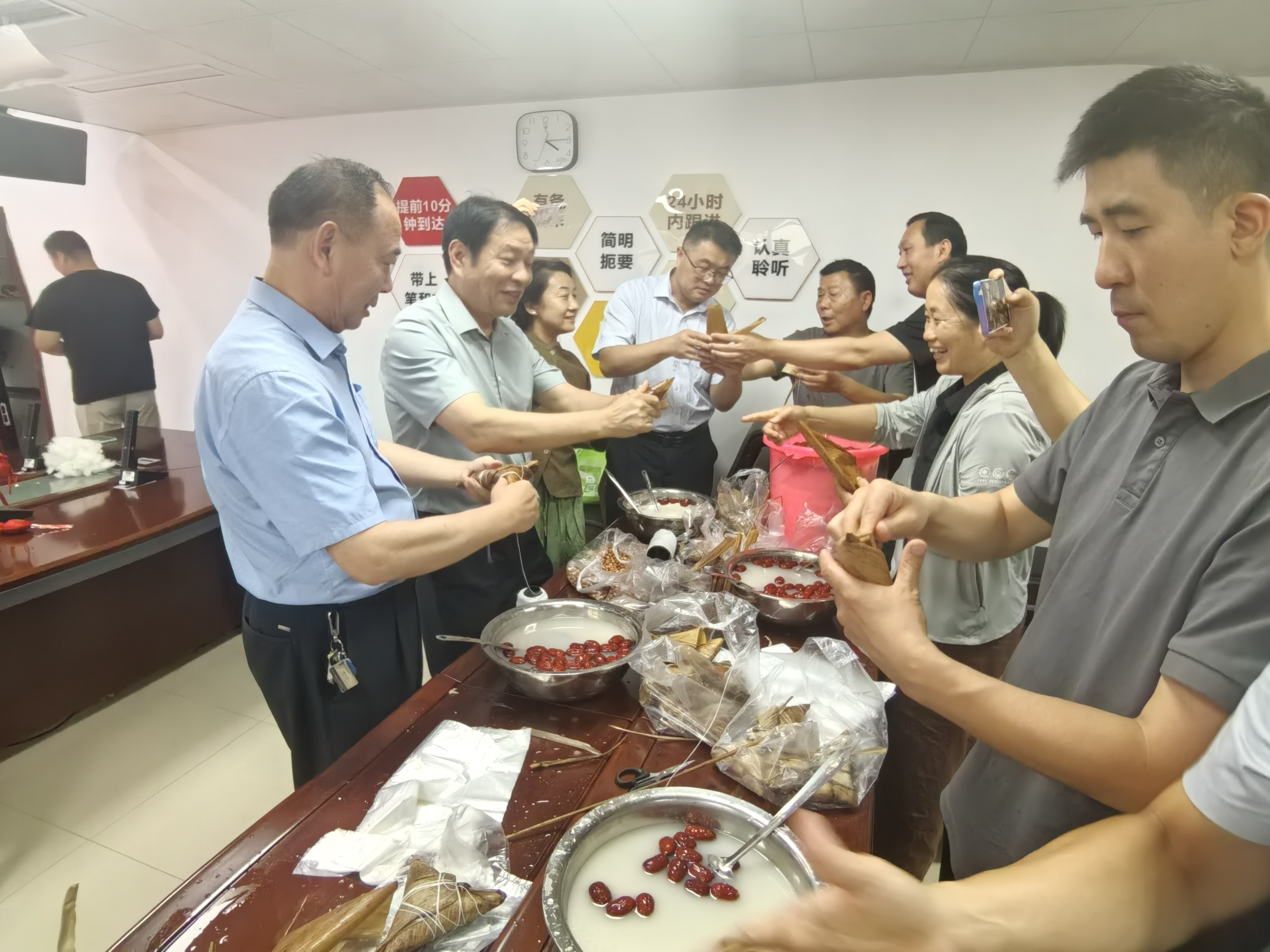 駐馬店市林業(yè)局開展“弘揚(yáng)傳統(tǒng)文化 共慶端午佳節(jié)”主題活動(dòng)