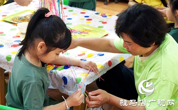 平輿縣第二幼兒園“我的節(jié)日我做主”親子游園活動：雙節(jié)同慶，共促成長    