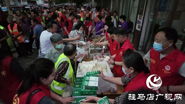  粽香端午 情暖環(huán)衛(wèi)