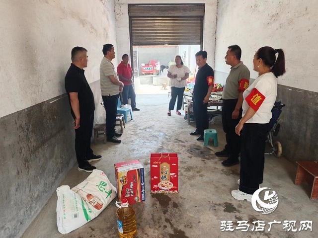  新蔡縣頓崗鄉(xiāng)開展人大代表三夏慰問活動