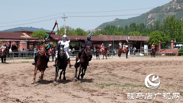 &ldquo;五一&rdquo;假期呼朋喚友  游山玩水騎馬露營(yíng) &mdash;&mdash;泌陽縣下碑寺鄉(xiāng)角子山馬術(shù)文化藝術(shù)節(jié)開幕