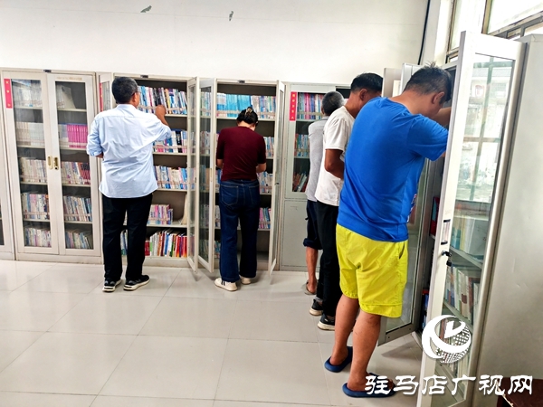 平輿縣萬金店鎮(zhèn)：農(nóng)家書屋點(diǎn)亮文明新風(fēng)