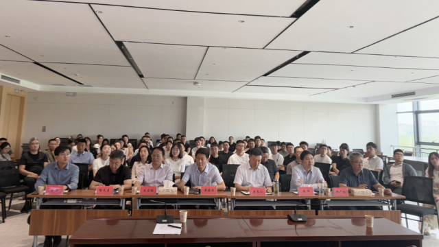 駐馬店市豫資公司舉辦“豫青講習(xí)所”開班儀式暨第一課交流研討會(huì)