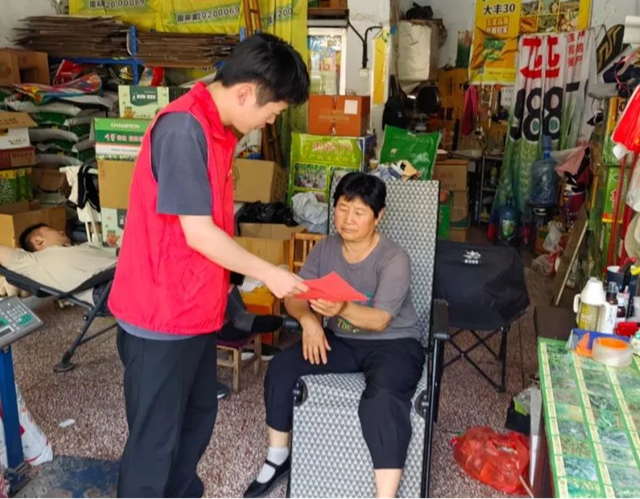 普法宣傳入商鋪 筑牢種業(yè)安全線(xiàn)