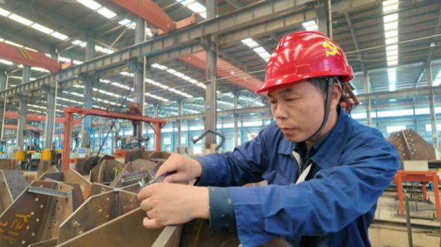 “慧”鉆研的車間工藝員康東華