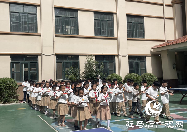 “揮汗展英姿 考核促成長”駐馬店市第三十三小學開展體育課驗收活動 ???????