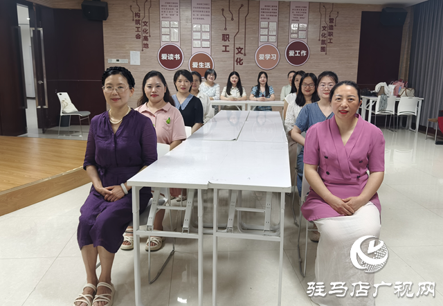駐馬店市總工會(huì)職工夜校美化聲音班結(jié)業(yè)