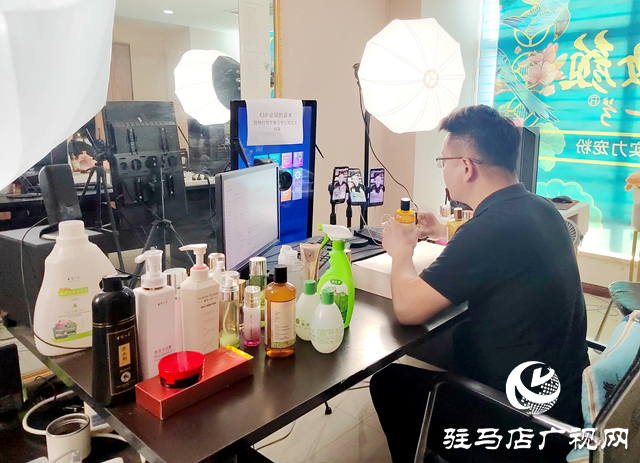 駐馬店：電商企業(yè)積極備戰(zhàn)“6·18” 全力以赴應對年中銷售高峰