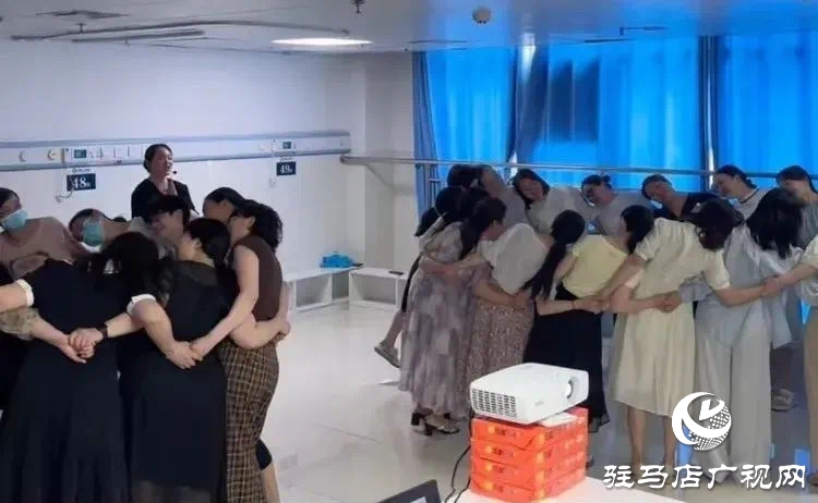 正陽縣人民醫(yī)院護(hù)理部組織開展“用心賦能 健康幸?！眻F(tuán)體問題管理家實(shí)踐活動