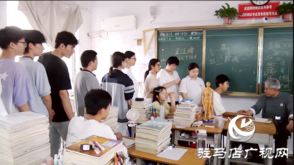  遂平縣:中醫(yī)文化進(jìn)校園 弘揚(yáng)國粹助成長
