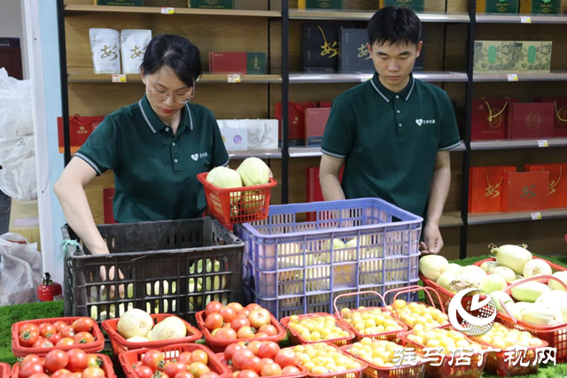 驛城區(qū)香山街道：瓜果飄香喜迎豐收季 “甜蜜經(jīng)濟(jì)”打開(kāi)富民路