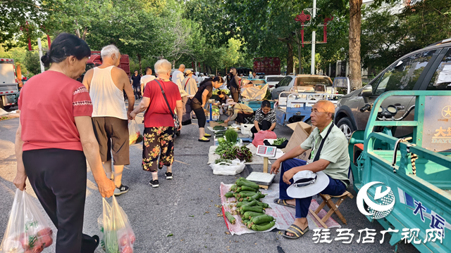 秤桿揚(yáng)起的人間煙火 駐馬店濱河路大集詮釋滾燙生活氣息