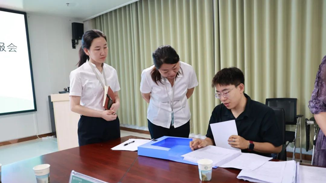  駐馬店市中心醫(yī)院迎接省消除艾梅乙母嬰傳播工作質(zhì)量評估