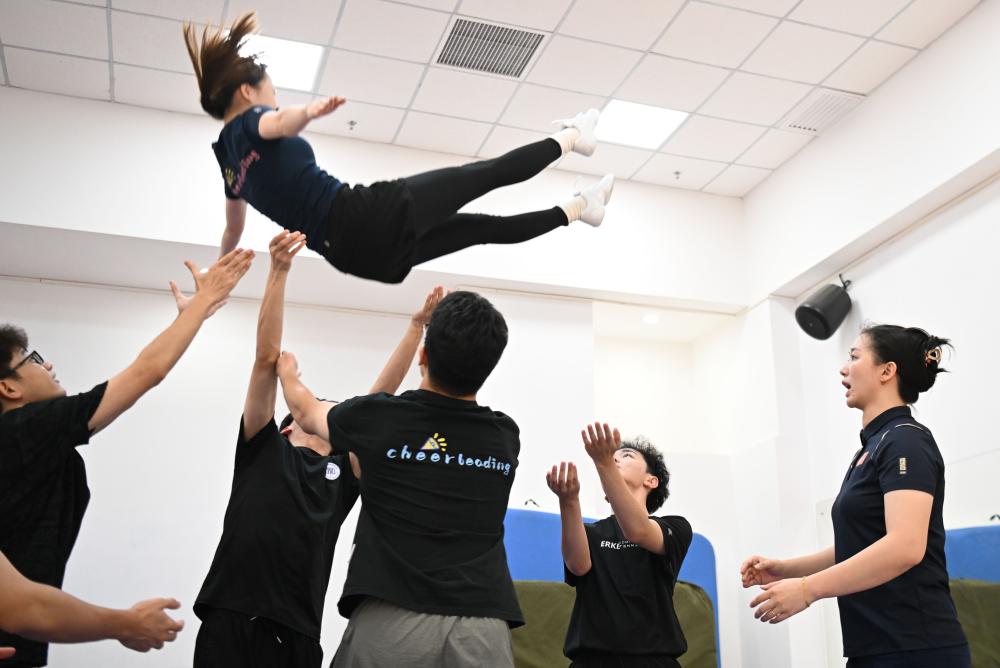 追光丨準(zhǔn)考證別扔！小心損失“一個億”
