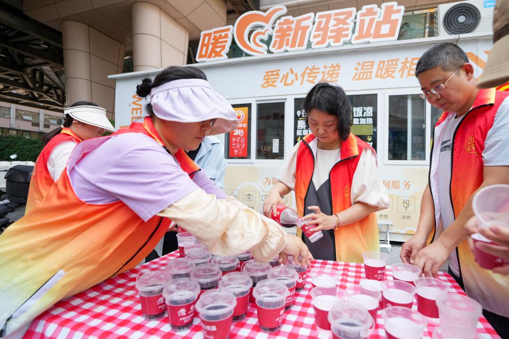 第一時(shí)間掌握！首個(gè)國(guó)家級(jí)高溫健康風(fēng)險(xiǎn)預(yù)警來(lái)了