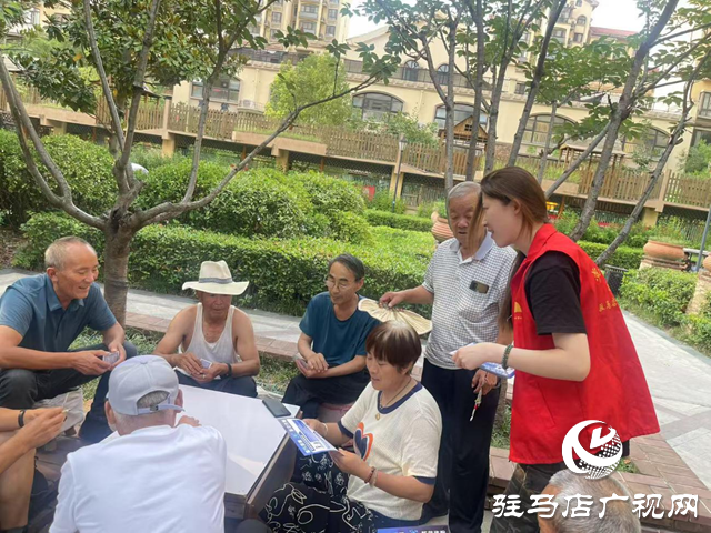  翟莊居委會組織開展“慶七一 感黨恩 跟黨走”防電信詐騙系列活動