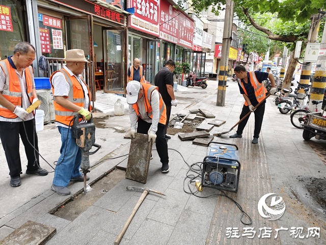  開(kāi)發(fā)區(qū)城市管理局：積極開(kāi)展路面修補(bǔ) 營(yíng)造良好出行環(huán)境