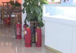 多人中招！有騙子假冒“消防人員”收費(fèi)更換滅火器