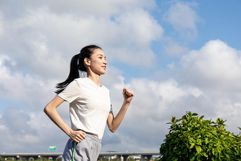 “喝不完、根本喝不完”的奶茶，最好這個時間內(nèi)喝完