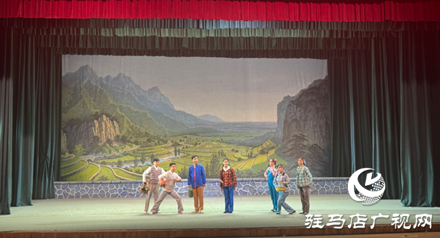 15元看三場大戲！中原文化大舞臺惠民演出受駐馬店市民熱捧
