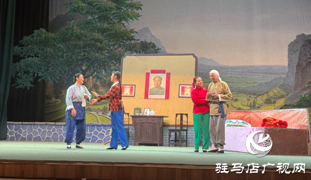15元看三場大戲！中原文化大舞臺惠民演出受駐馬店市民熱捧