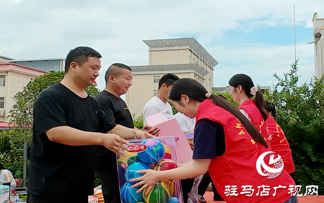 正陽縣：公益活動溫暖特殊兒童