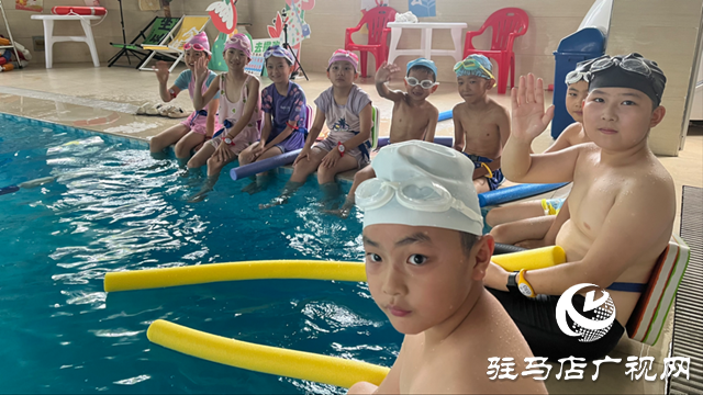 暑期孩子學(xué)游泳火爆！這份選館指南家長(zhǎng)請(qǐng)收好