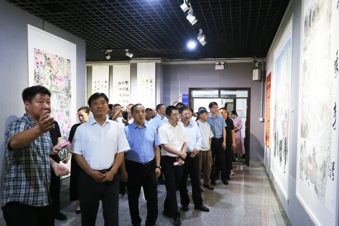 【展訊】紀(jì)念抗戰(zhàn)勝利80周年、楊靖宇將軍誕辰120周年美術(shù)書法攝影藝術(shù)展開幕