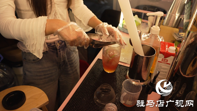 傳統(tǒng)消暑飲品帶動夜市經(jīng)濟的蓬勃發(fā)展