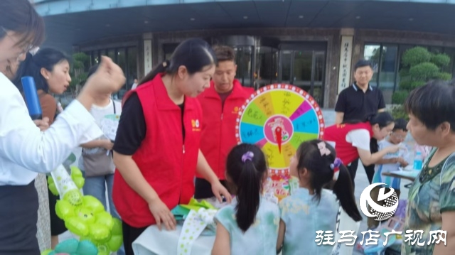 駐馬店市總工會舉辦“心靈夜市” 助力職工安然度夏