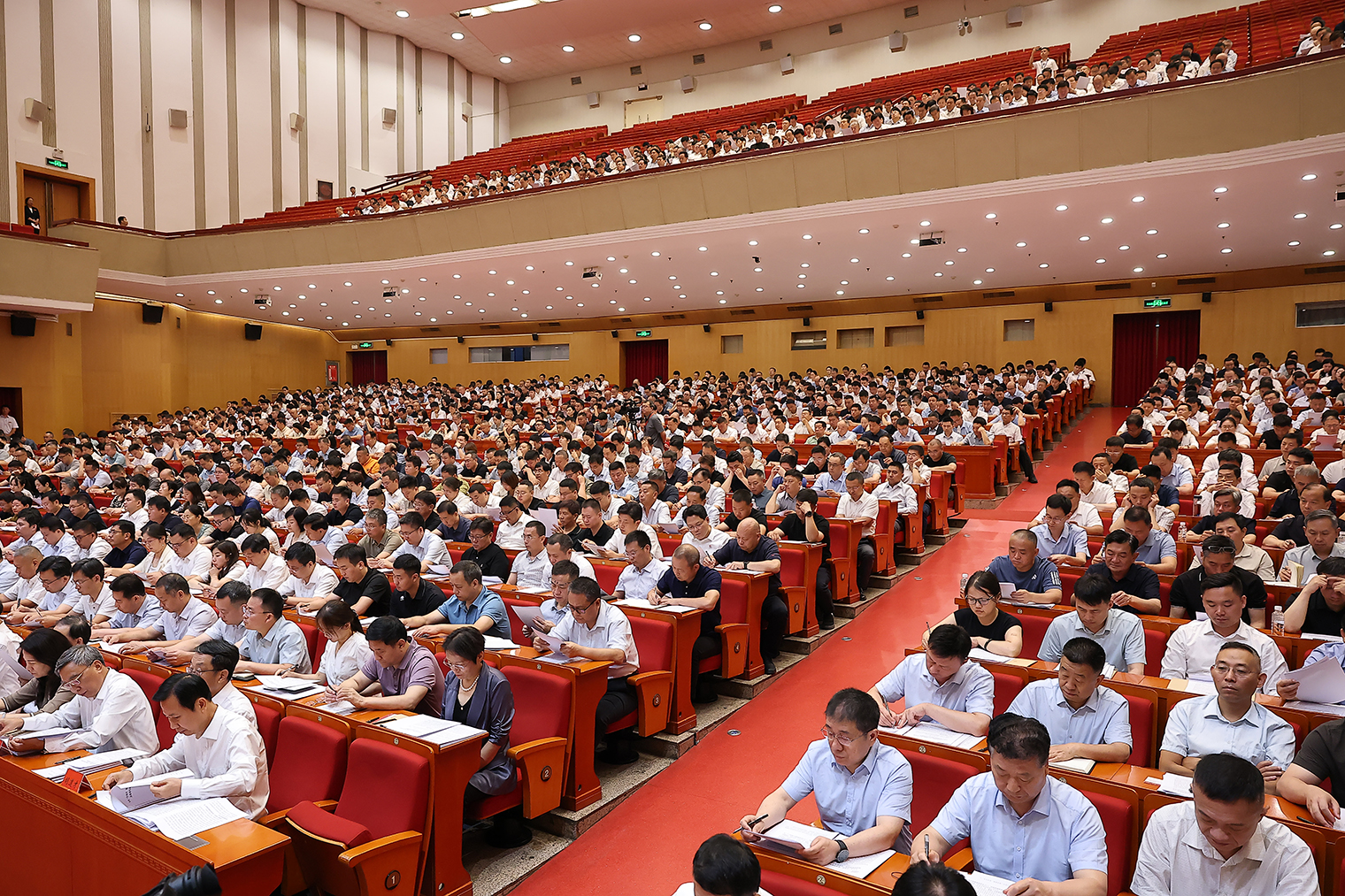 豫政快報 | 企業(yè)給廳局打分？這場大會有看點！