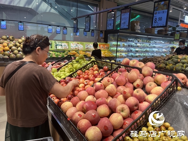 高溫下的“菜籃子”：商超供應(yīng)足 檢測嚴(yán) 市民餐桌有保障