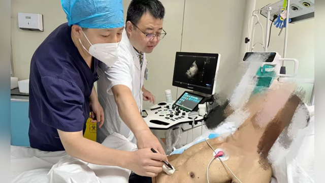  守護(hù)生命“心”防線(xiàn)——駐馬店市第一人民醫(yī)院利用心包穿刺引流術(shù)為患者“穿”出生命通道
