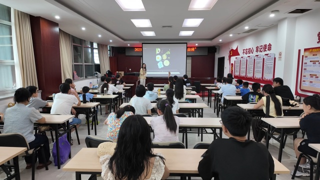 駐馬店市總工會舉行“美生活”職工親子活動(dòng)