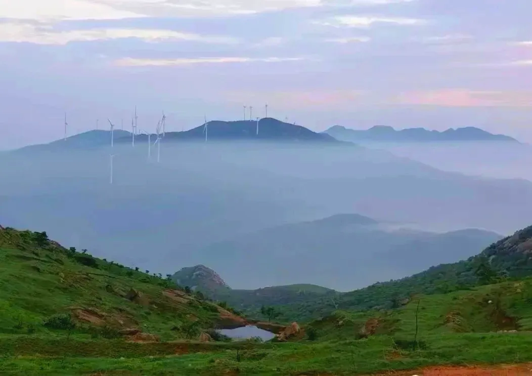 縣區(qū)動(dòng)態(tài) | 泌陽(yáng)羅漢山云海日出美成壁紙